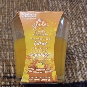 $4 Add-on New Glade Sparkling Citrus Sunrise Candle